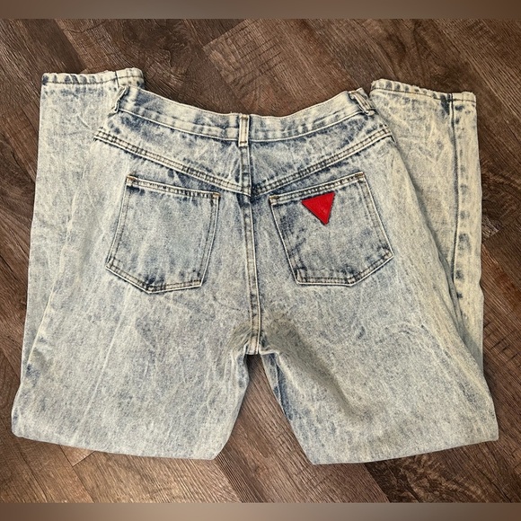 Vintage Prezzia High-Rise Acid Wash Mom Jeans - Picture 2 of 12